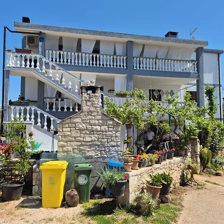 Nena Apartment Cepljani