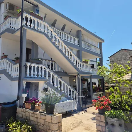 Apartment Nena