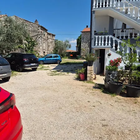 Nena Apartment Cepljani